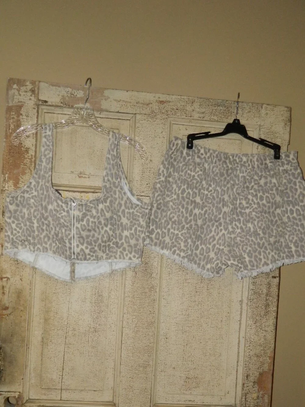 Indigo Rein Animal Print Crop Top High Waist Short Set Sz XL (BB-17)